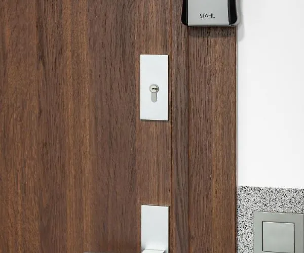 Sowa Deluxe * 别尔斯克-比亚拉